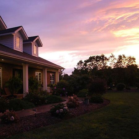Wenzler'S Landing B&B Wheatley Екстер'єр фото