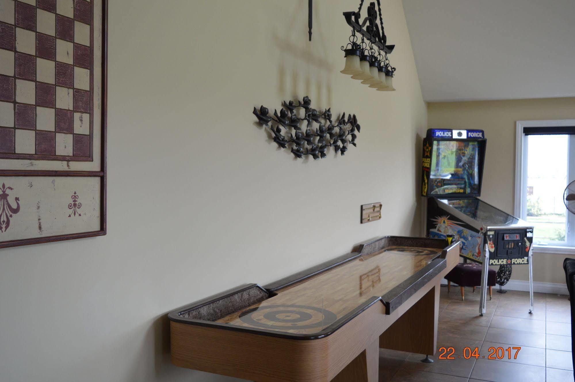 Wenzler'S Landing B&B Wheatley Екстер'єр фото